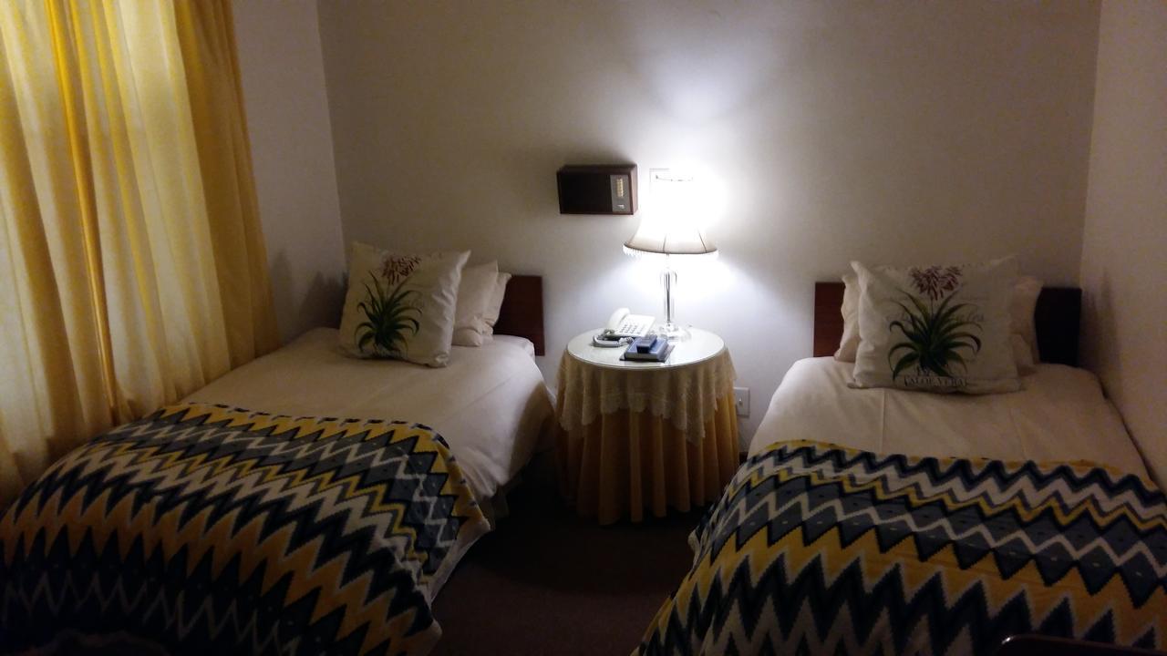 Albertinia Hotel Экстерьер фото